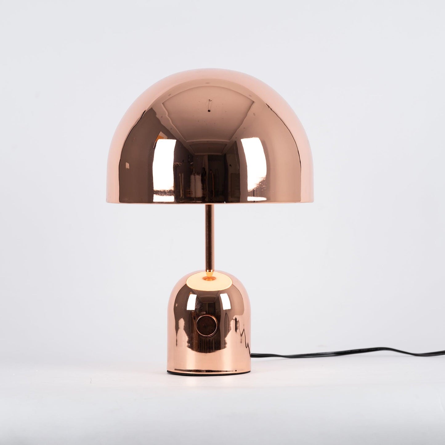 Bella – Elegante Tischlampe mit klassischem Charme und warmem Licht