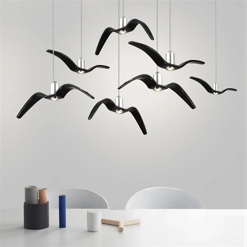 Moderner LED-Kronleuchter im Möwen-Stil
