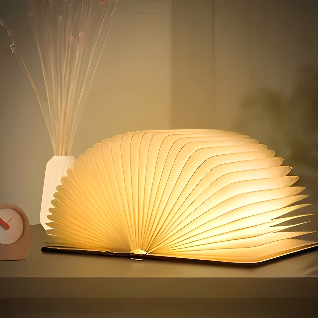 Levin – Faltbare LED-Nachtlampe in Lederoptik