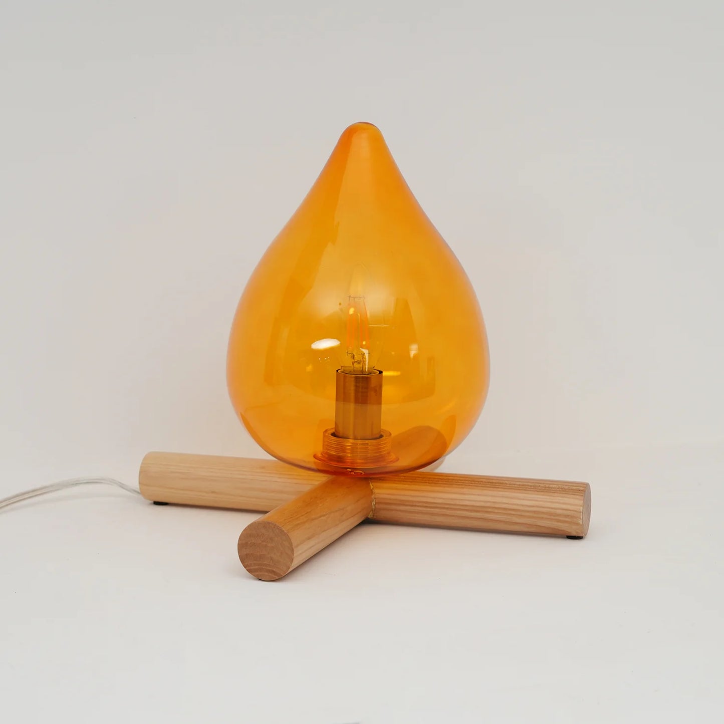 Danny – Retro Tischlampe für Dekoration