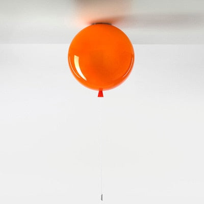 LumiBallon – Verspielte Deckenleuchte in Ballonform