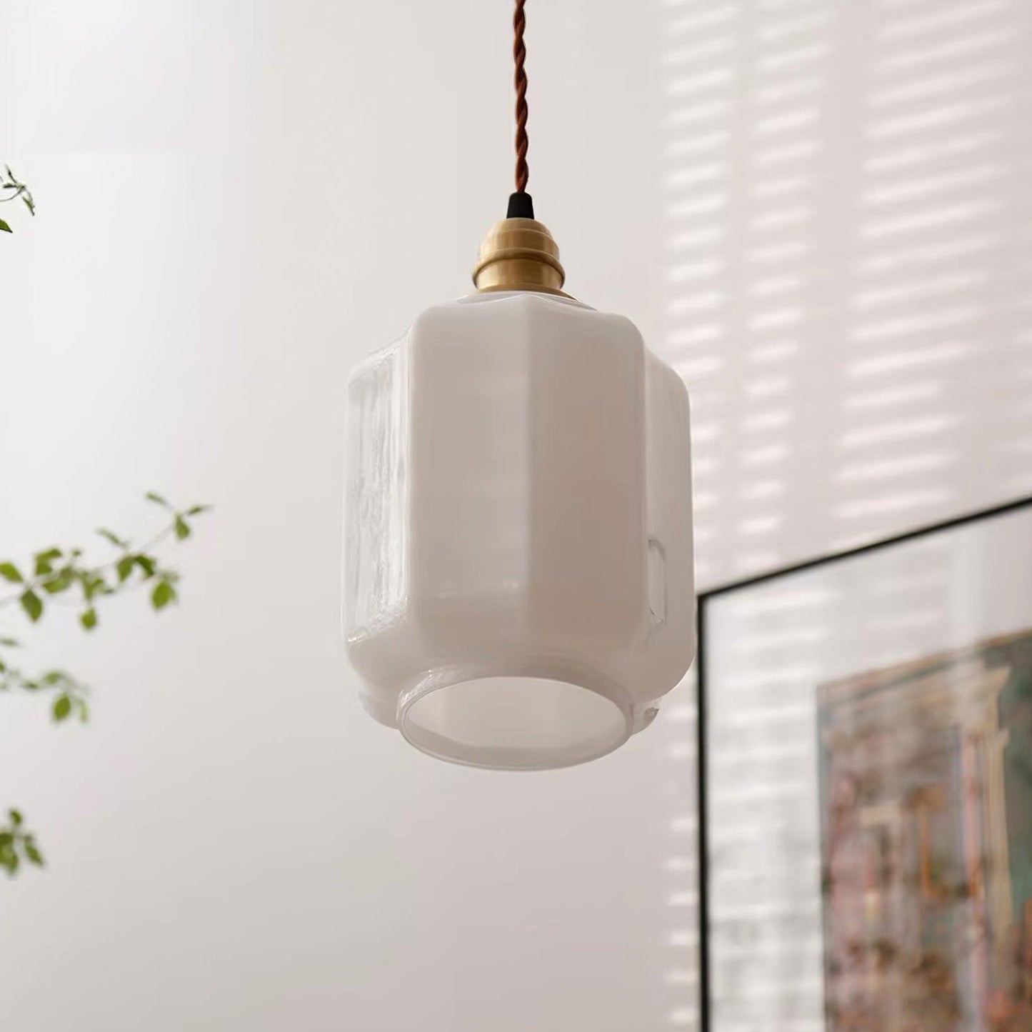 Henrika – Pendelleuchte im leichten Luxus-Design