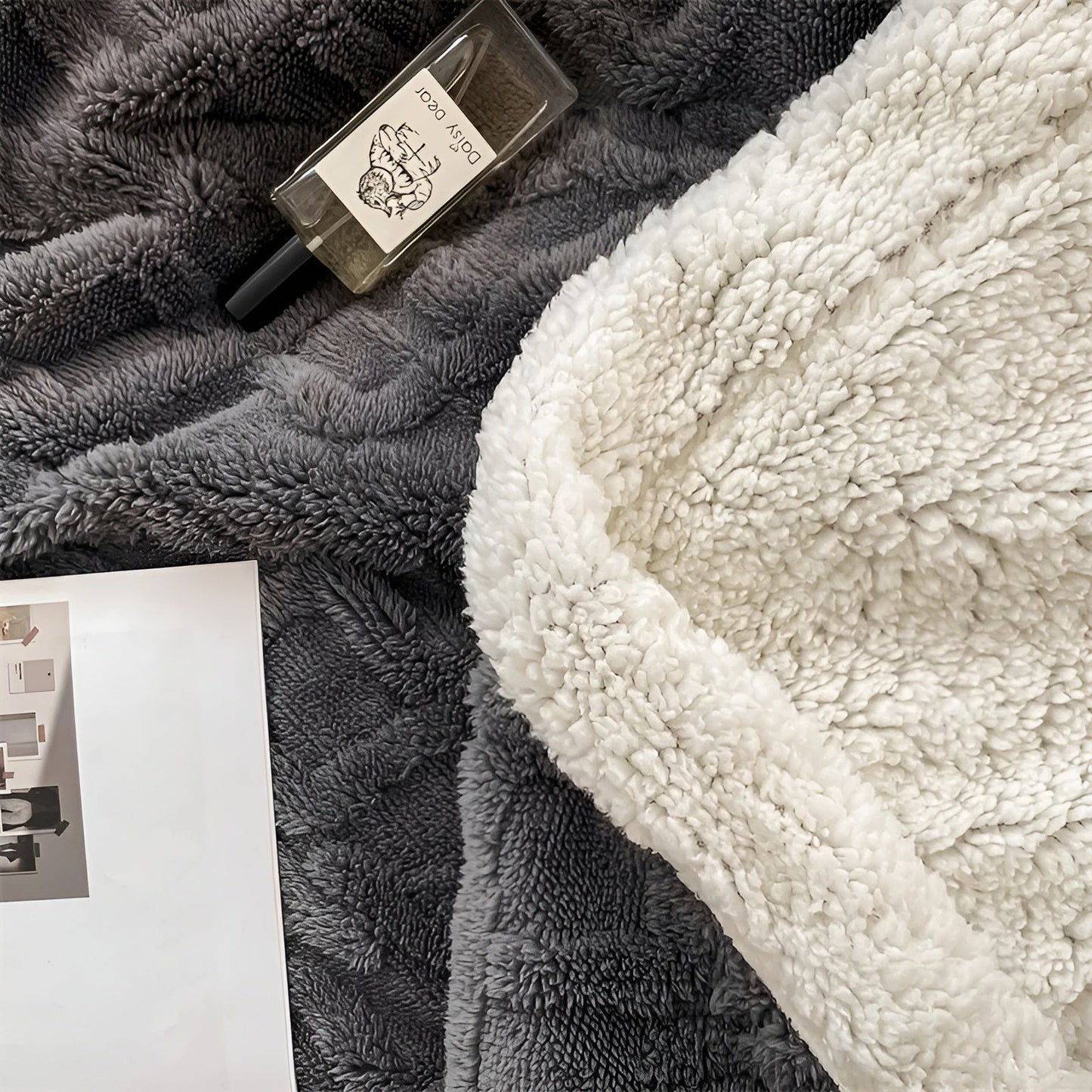 CloudSoft Throw – Doppelseitige pastellfarbene Flanell-Fleecedecke