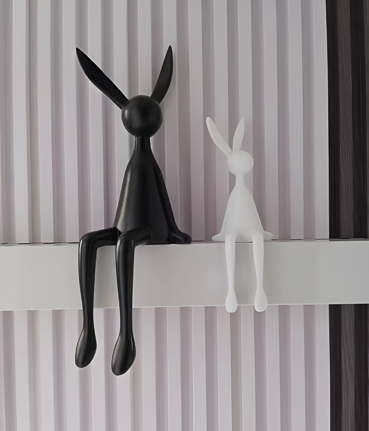 HopArt Osterfigur – Farbenfroher Pop-Art-Hase aus Kunstharz