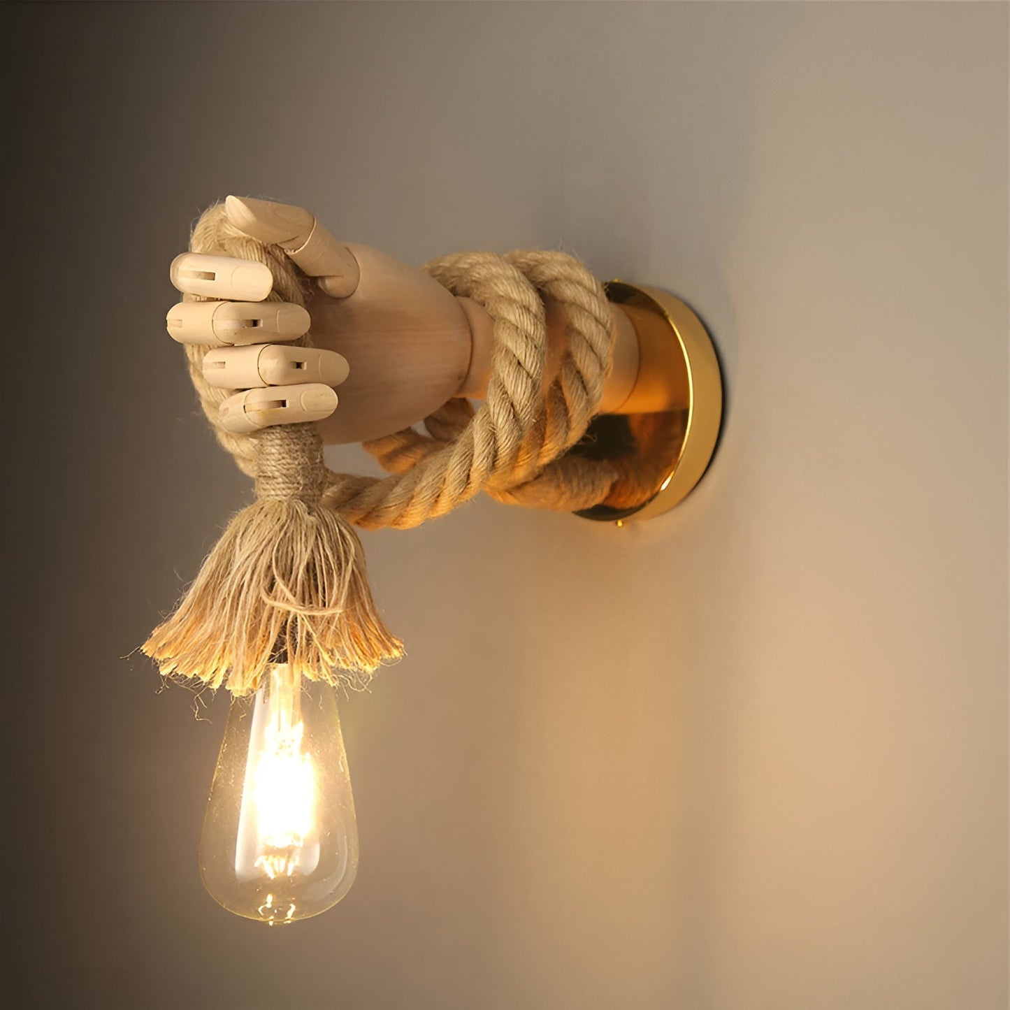 Sarina – Handgefertigte Hanfseil-Wandleuchte
