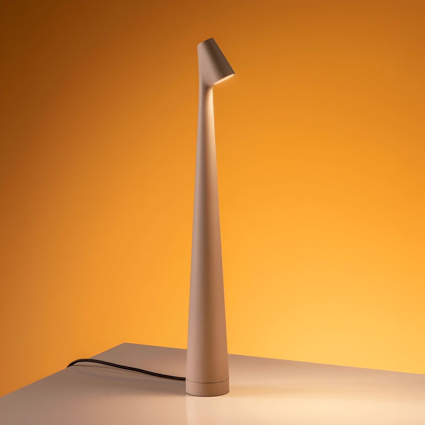 Elegante LED Tischlampe mit Touchsensor