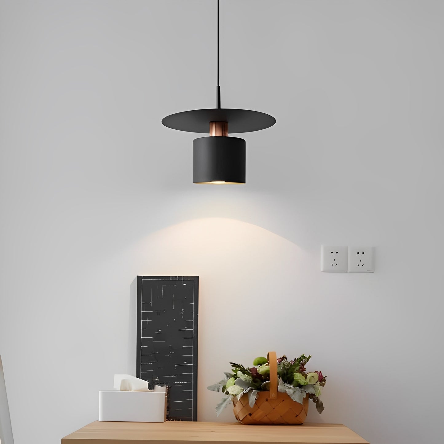 Jetty – Moderne Pendelleuchte mit markanter Silhouette