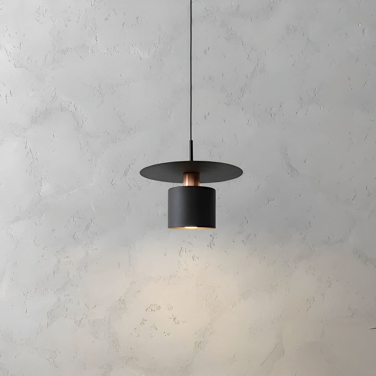 Jetty – Moderne Pendelleuchte mit markanter Silhouette