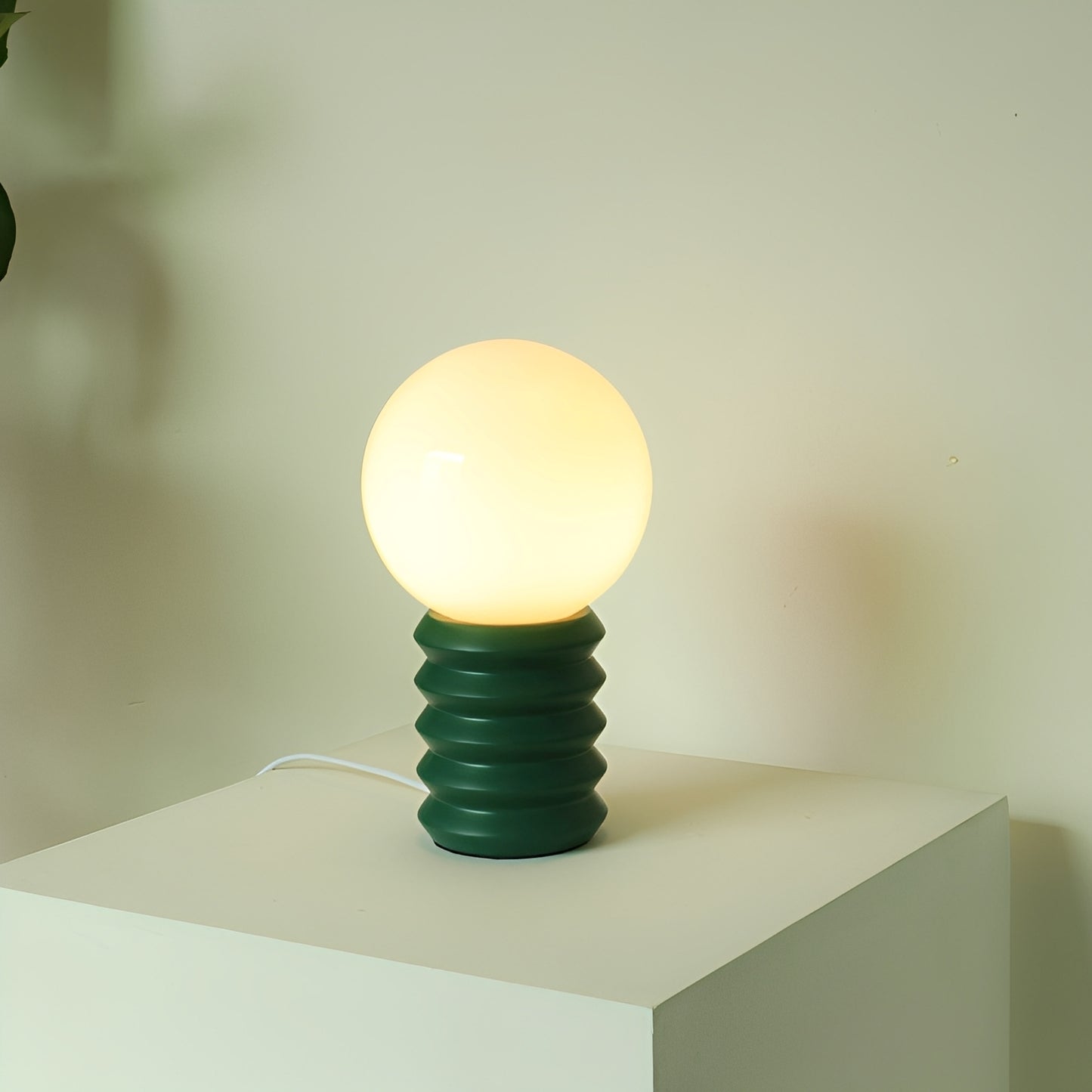 Noa – Kreative Nachttischlampe