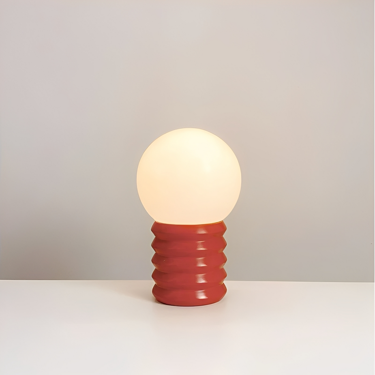 Noa – Kreative Nachttischlampe