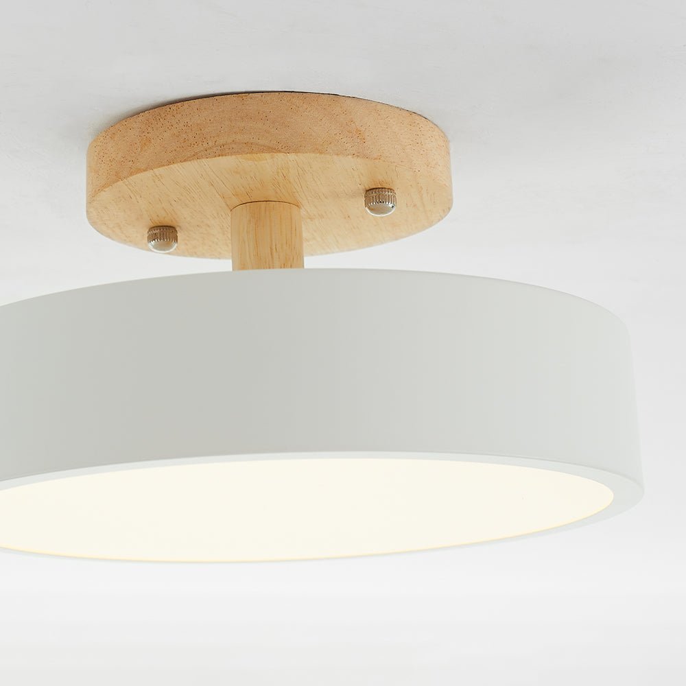 HolzAura – Zeitgemäße LED-Deckenlampe