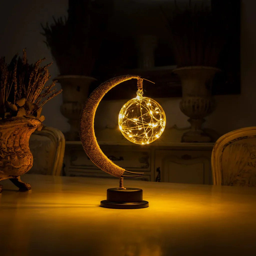 Lunaria – LED-Mondlampe mit Sternenlicht