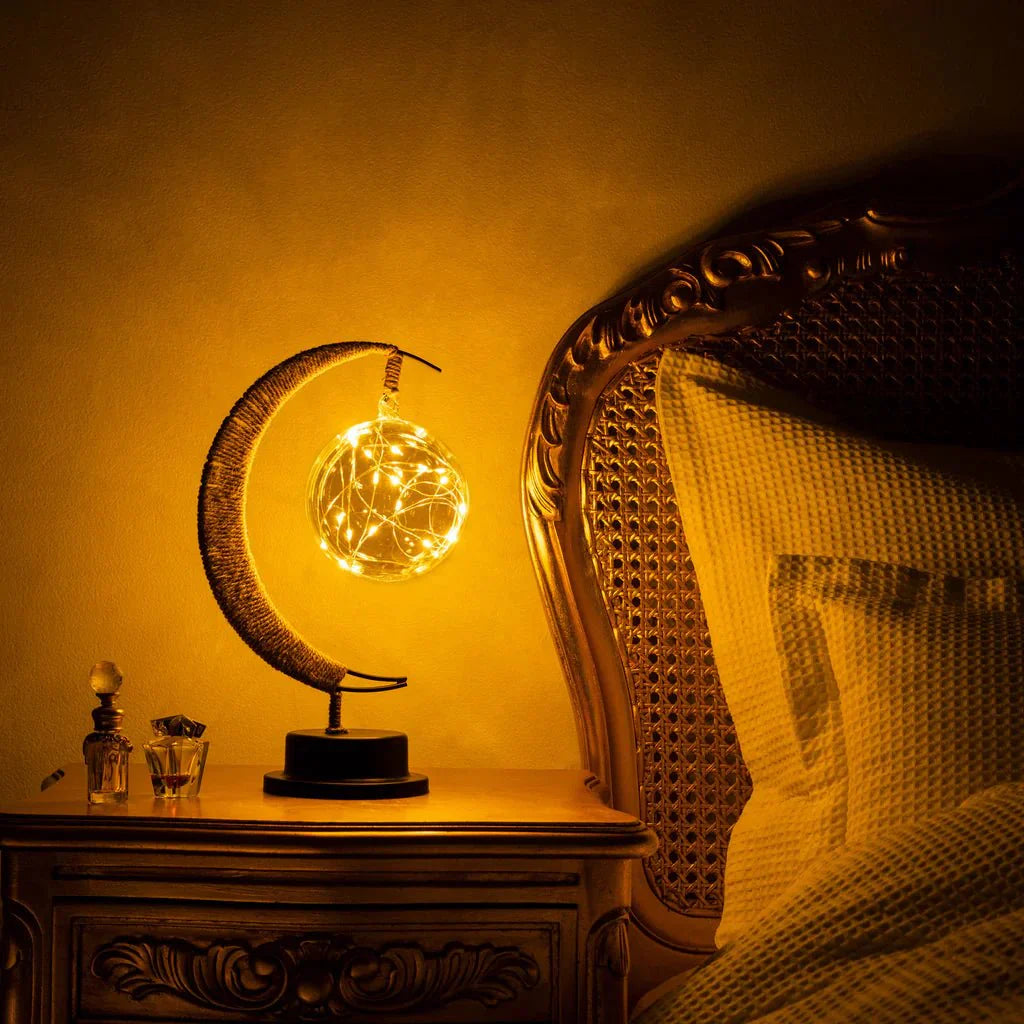 Lunaria – LED-Mondlampe mit Sternenlicht