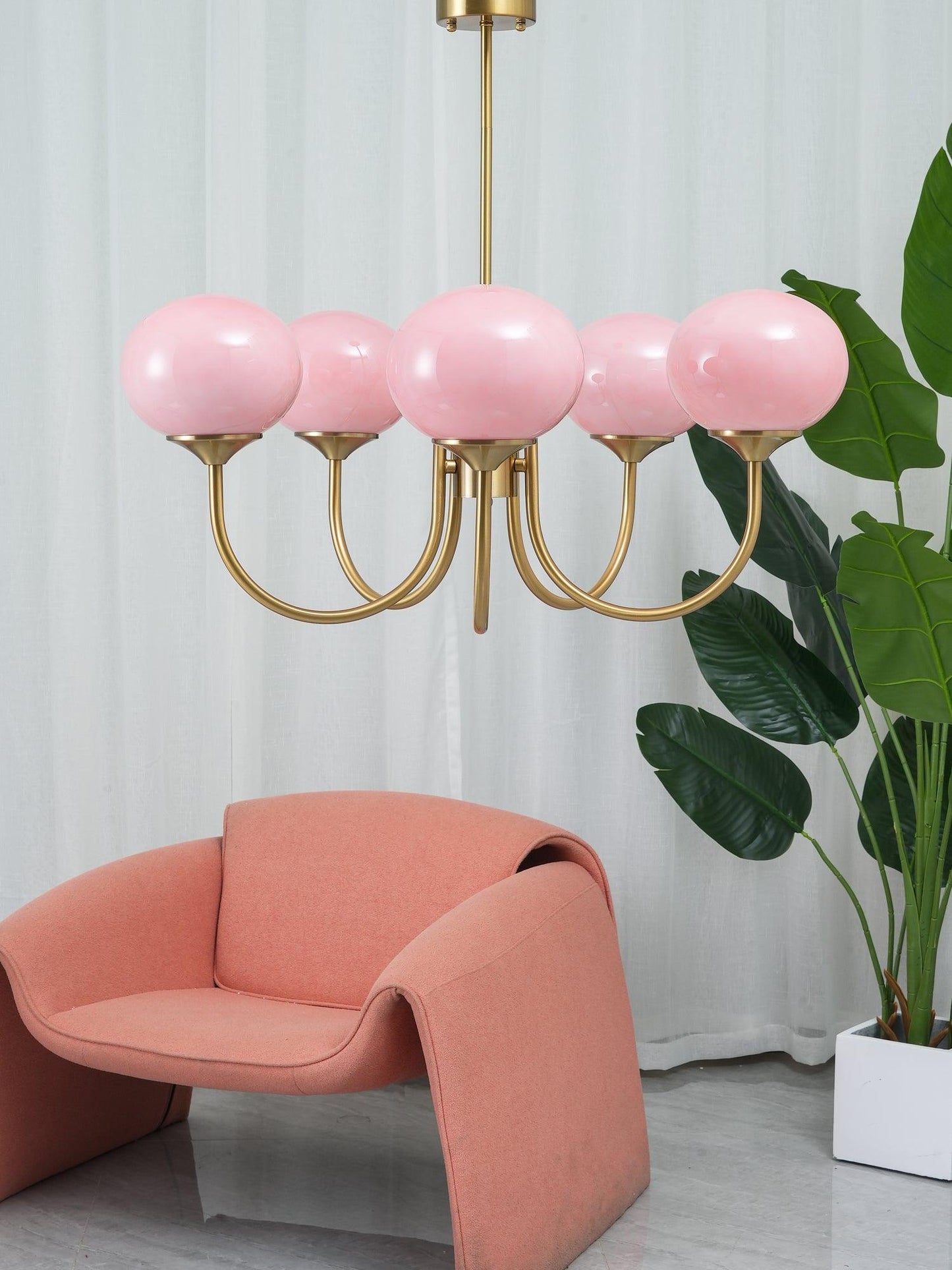 PuffaGlow – Fluffige Deckenleuchte im Marshmallow-Look
