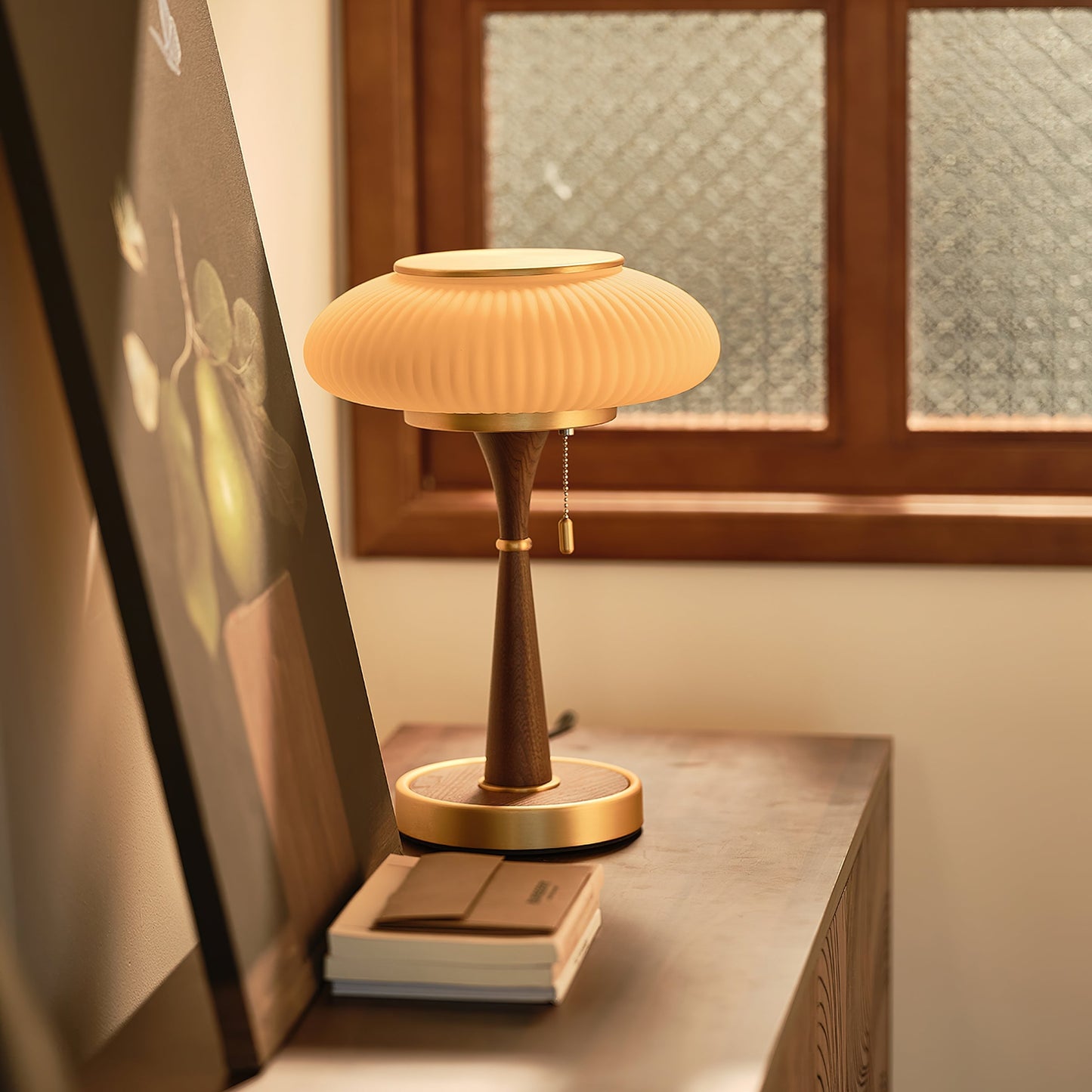 Noelia – Retro Tischlampe aus Massivholz