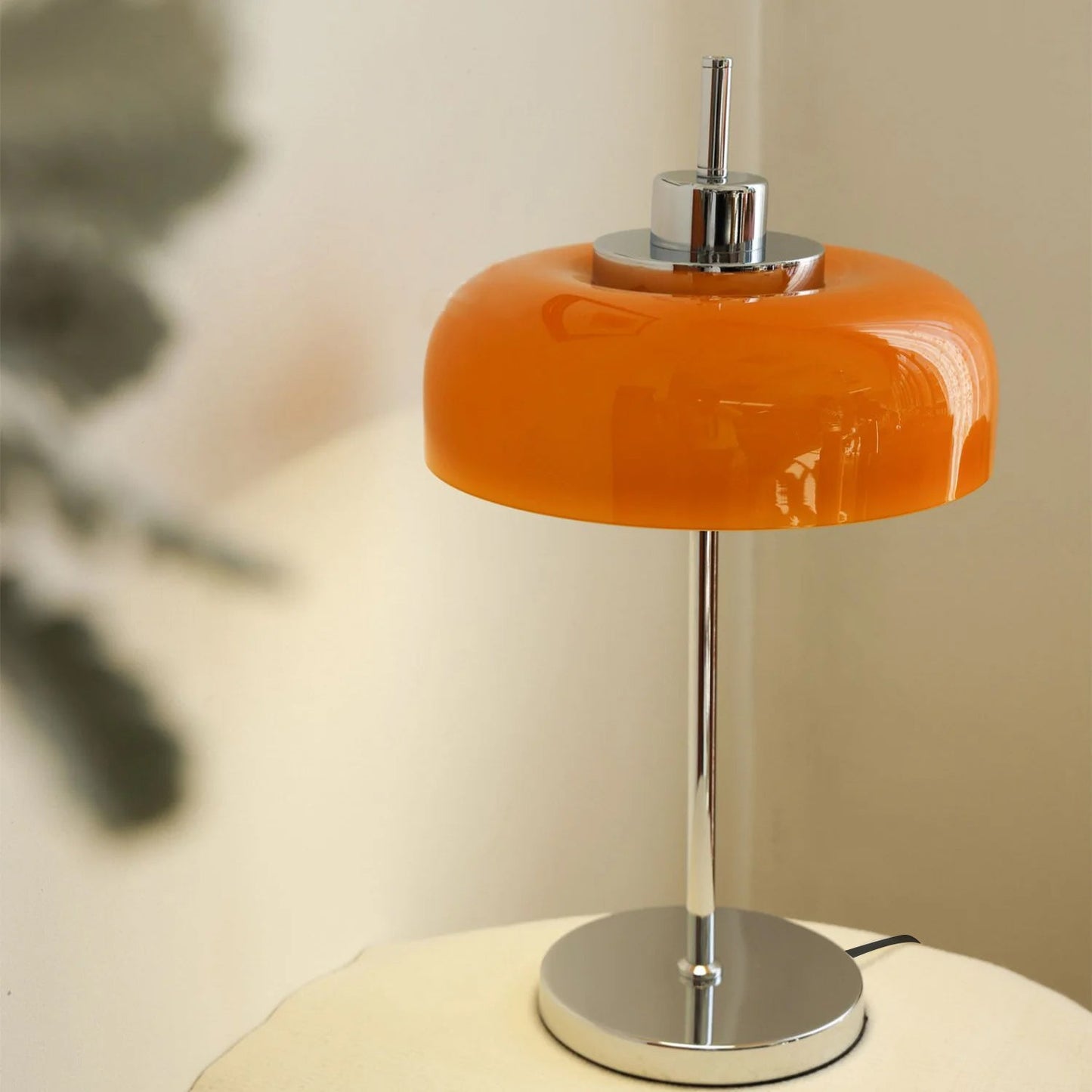 Velina – Retro-Glas-Tischlampe