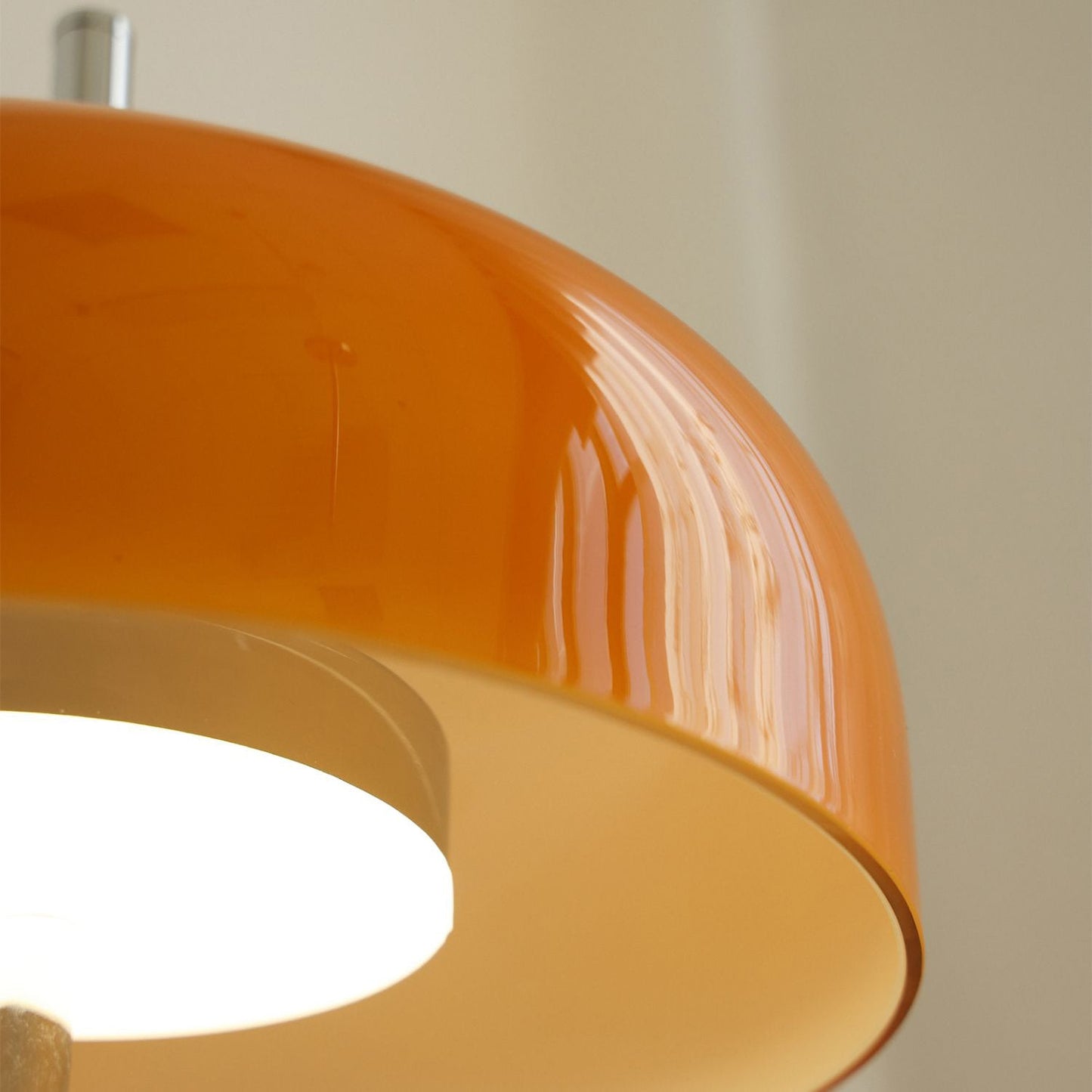 Velina – Retro-Glas-Tischlampe
