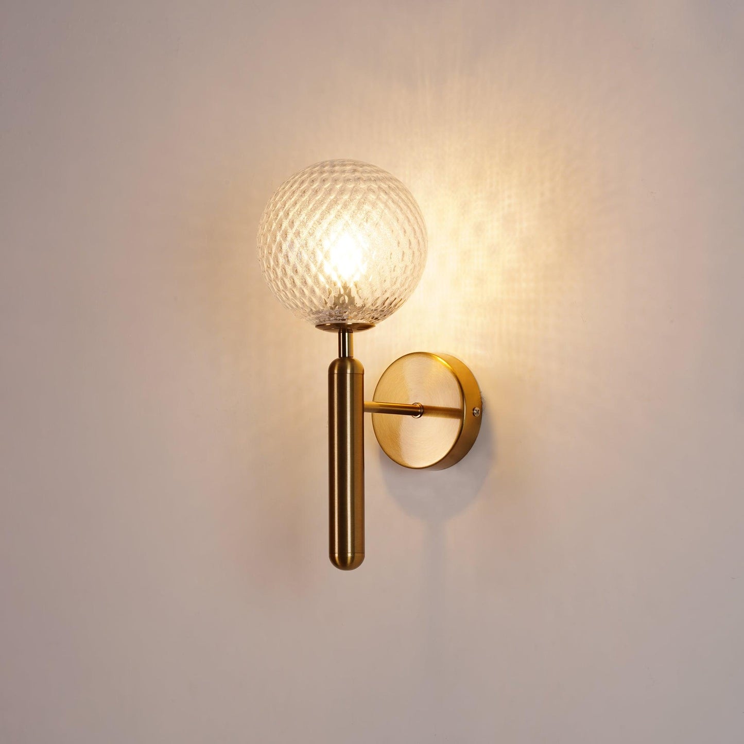 Noor – Minimalistische Wandleuchte im skandinavischen Stil