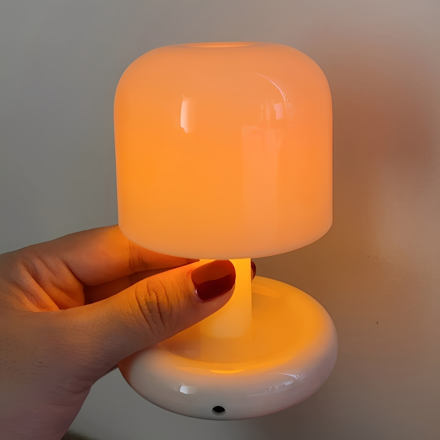 Sonia – Kreative Schreibtisch-Nachtlampe
