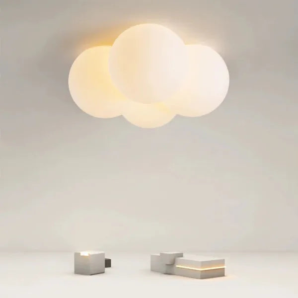 Wolkenlicht – Schwebende Deckenleuchte im Cloud-Design