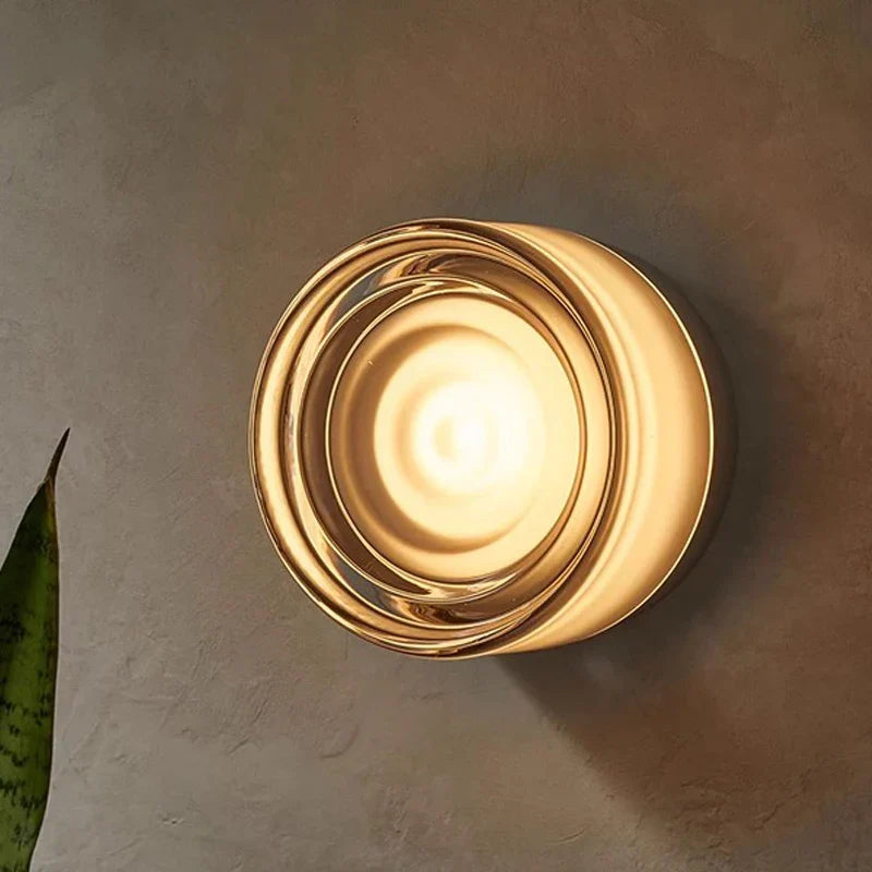 Minimalistische Wandleuchte im Gelee-Design