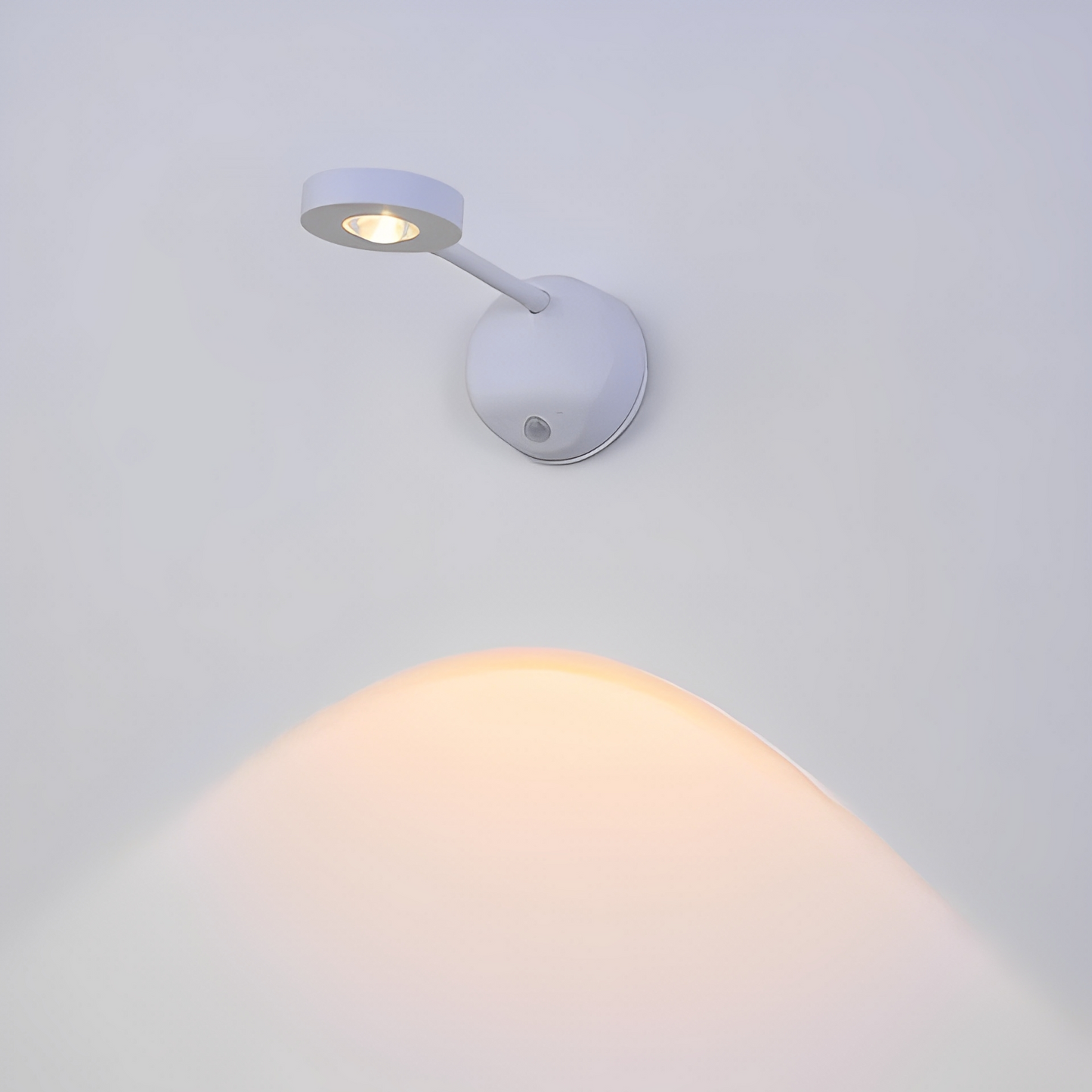 LumiSpot – Kabellose LED-Wandleuchte mit Akku
