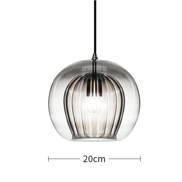 Moderner Glaslüster im Quallen-Design