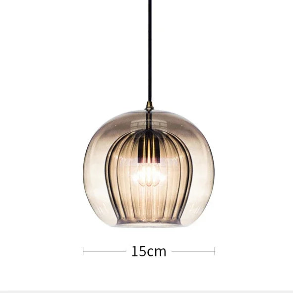 Moderner Glaslüster im Quallen-Design