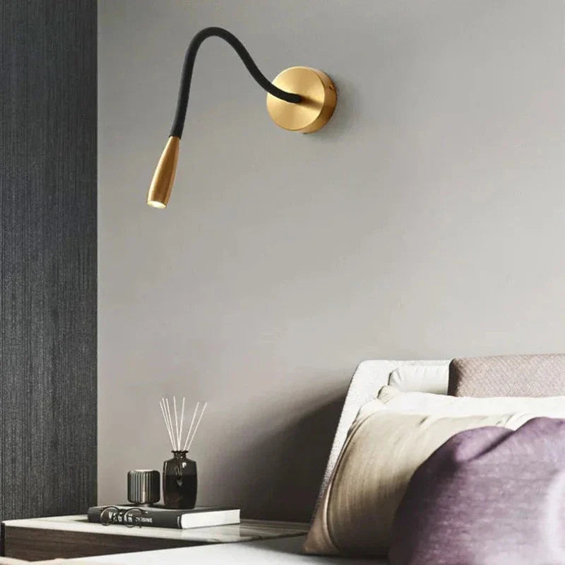 Flexible Luxus-Wandleuchte mit Kupferarm