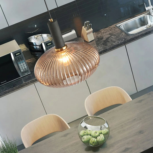Noah – Moderne Pendelleuchte aus Glas im Retro-Luxus-Stil