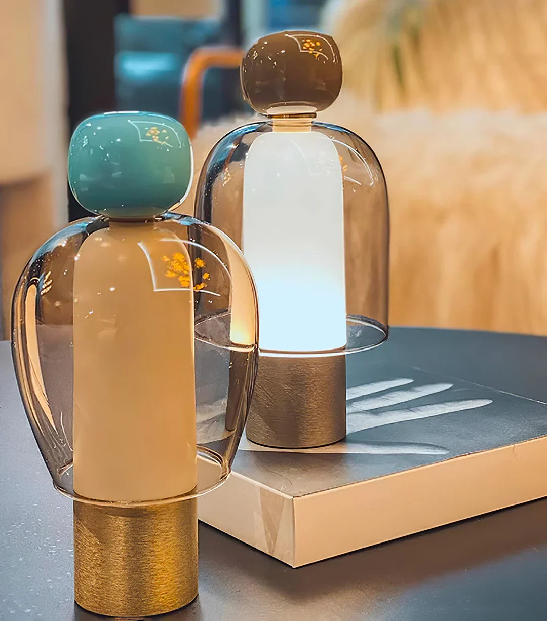 Vetra – Moderne Minimalistische Glastischlampe