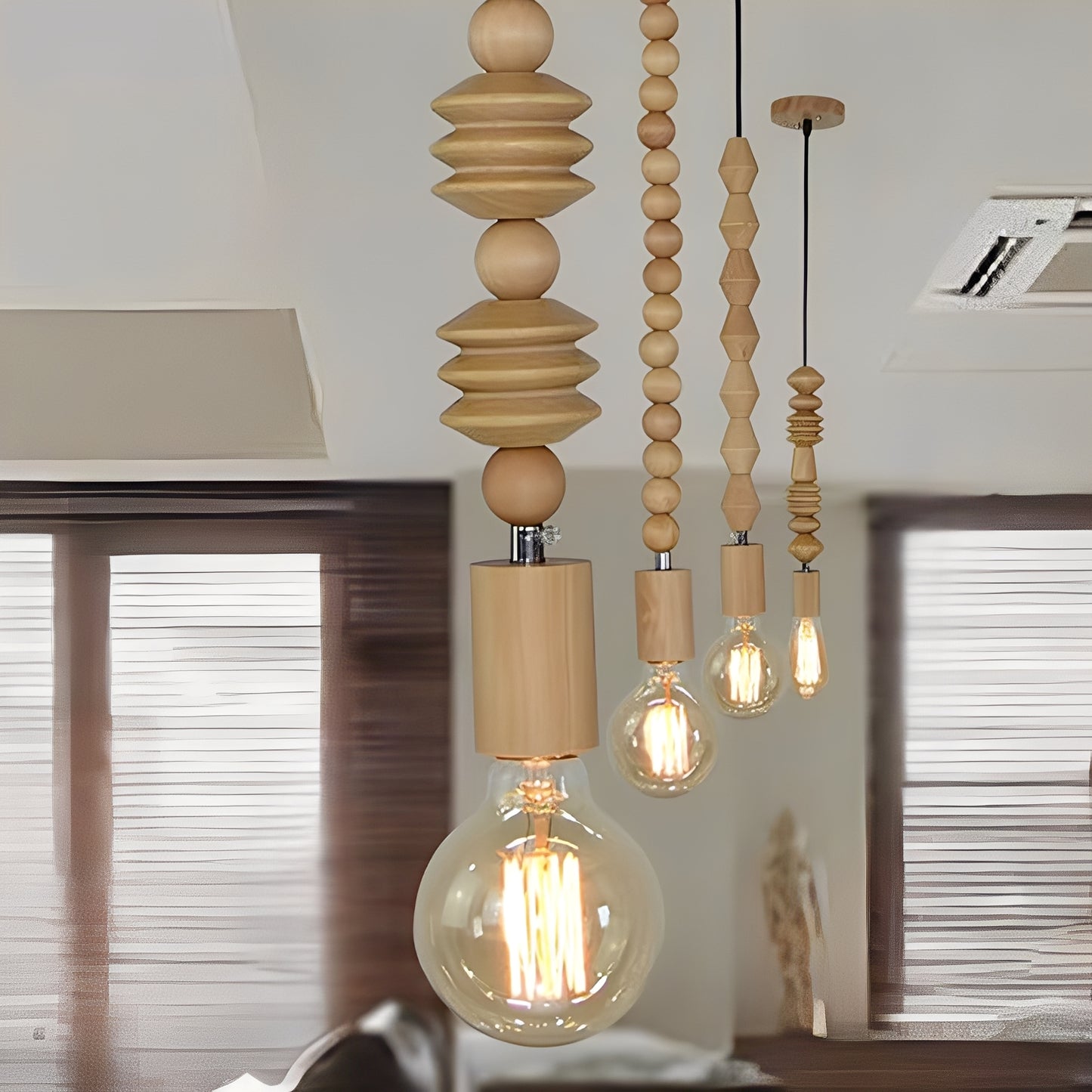 Olivia – Minimalistische Holz-Deckenleuchte