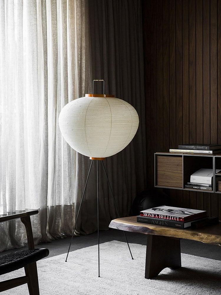 Noa – Stehlampe mit Reispapier: Minimalistische Ruhe in Lichtform