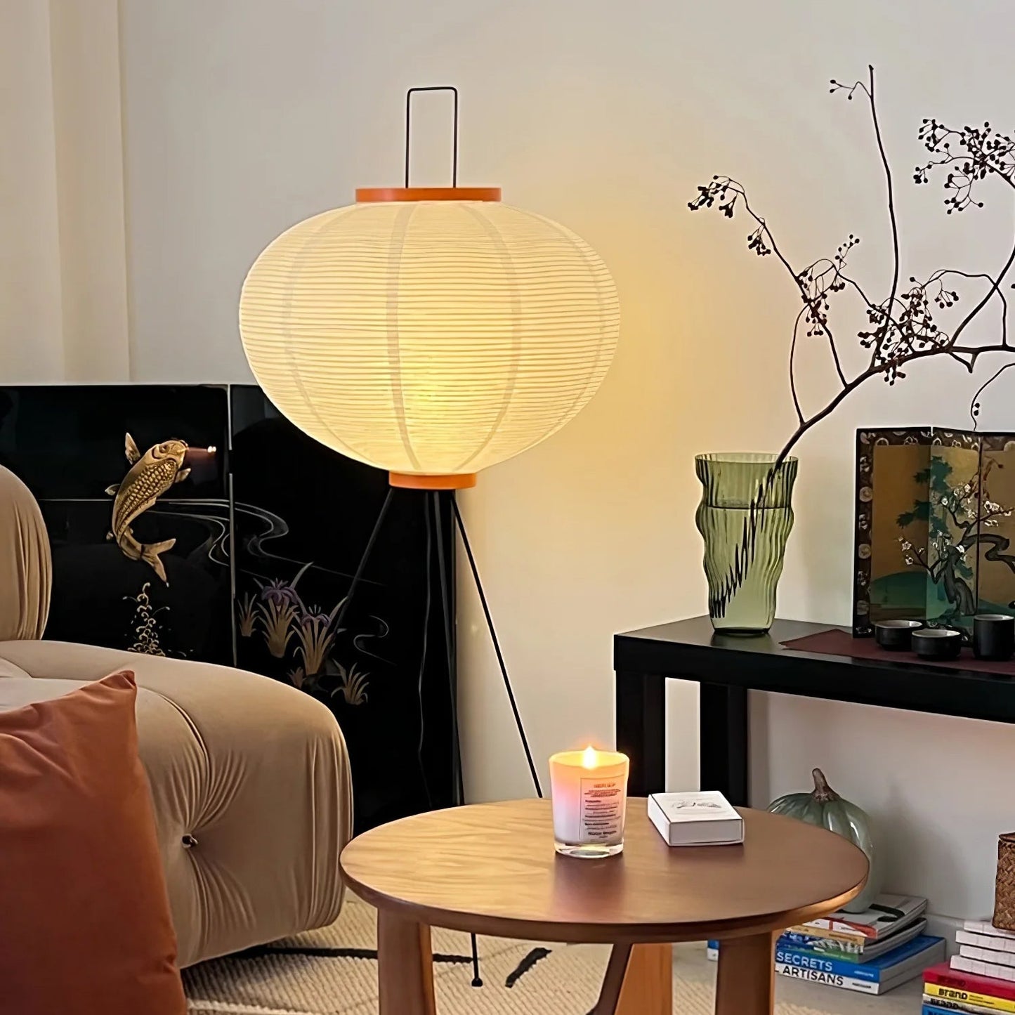 Noa – Stehlampe mit Reispapier: Minimalistische Ruhe in Lichtform