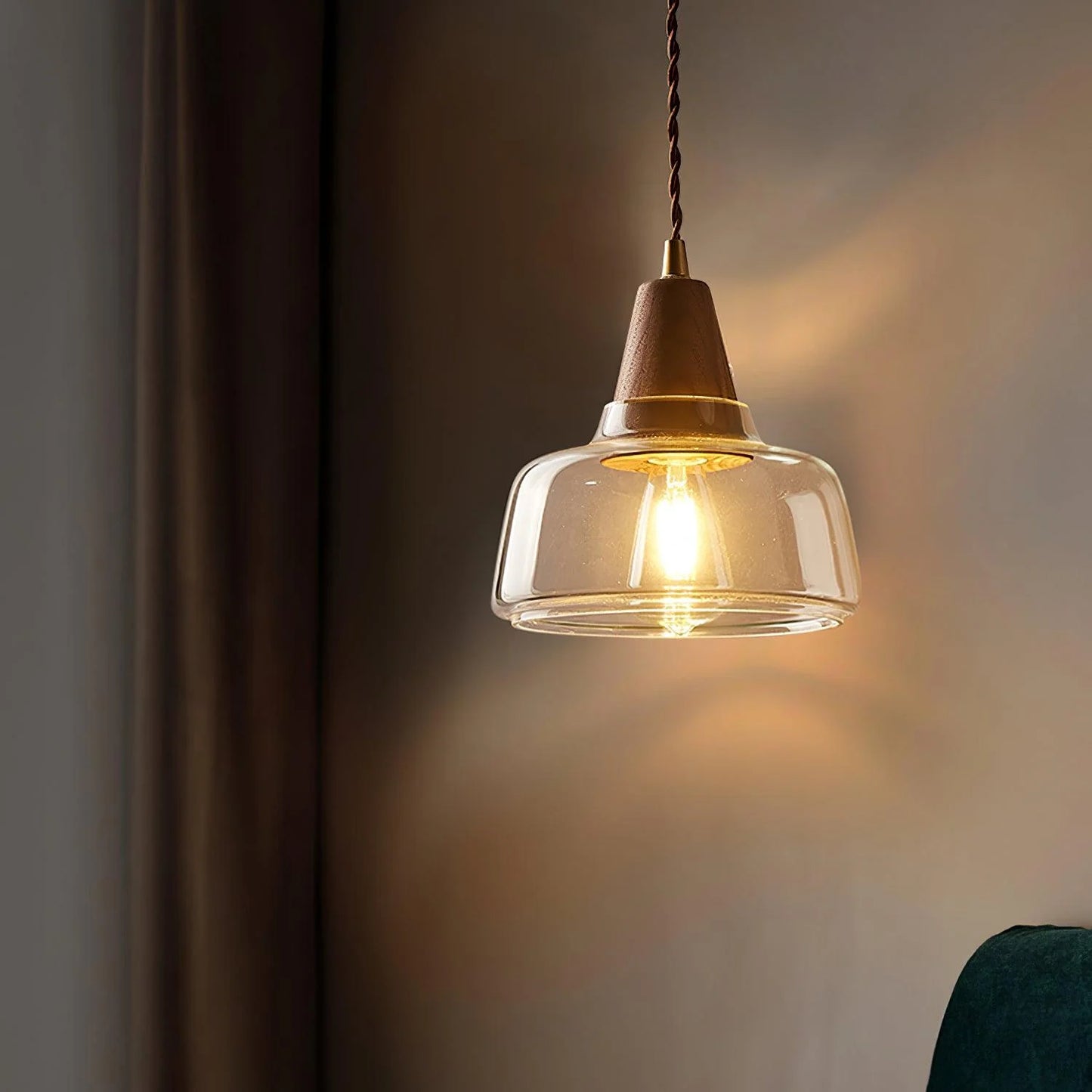 Cyril – Wandleuchte mit Stecker