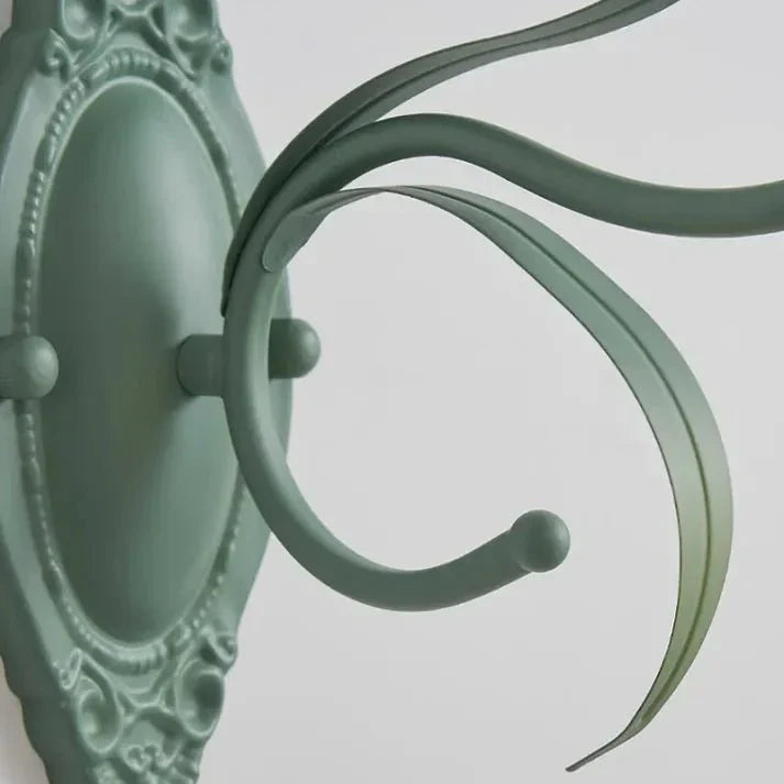 Liora – Wandlampe mit Maiglöckchen-Motiv