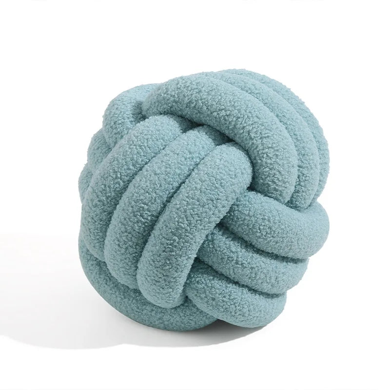 Knoten-Kissen in Kugelform