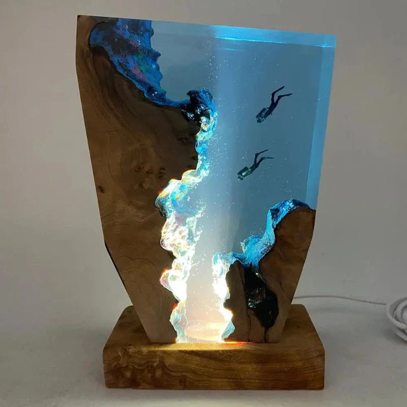 Aqualis – Tischlampe im Ozean-Karst-Design für stilvolle Meeresmomente