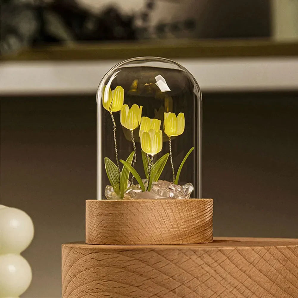 Florina – Handgefertigte LED-Tulpenlampe mit USB-Anschluss