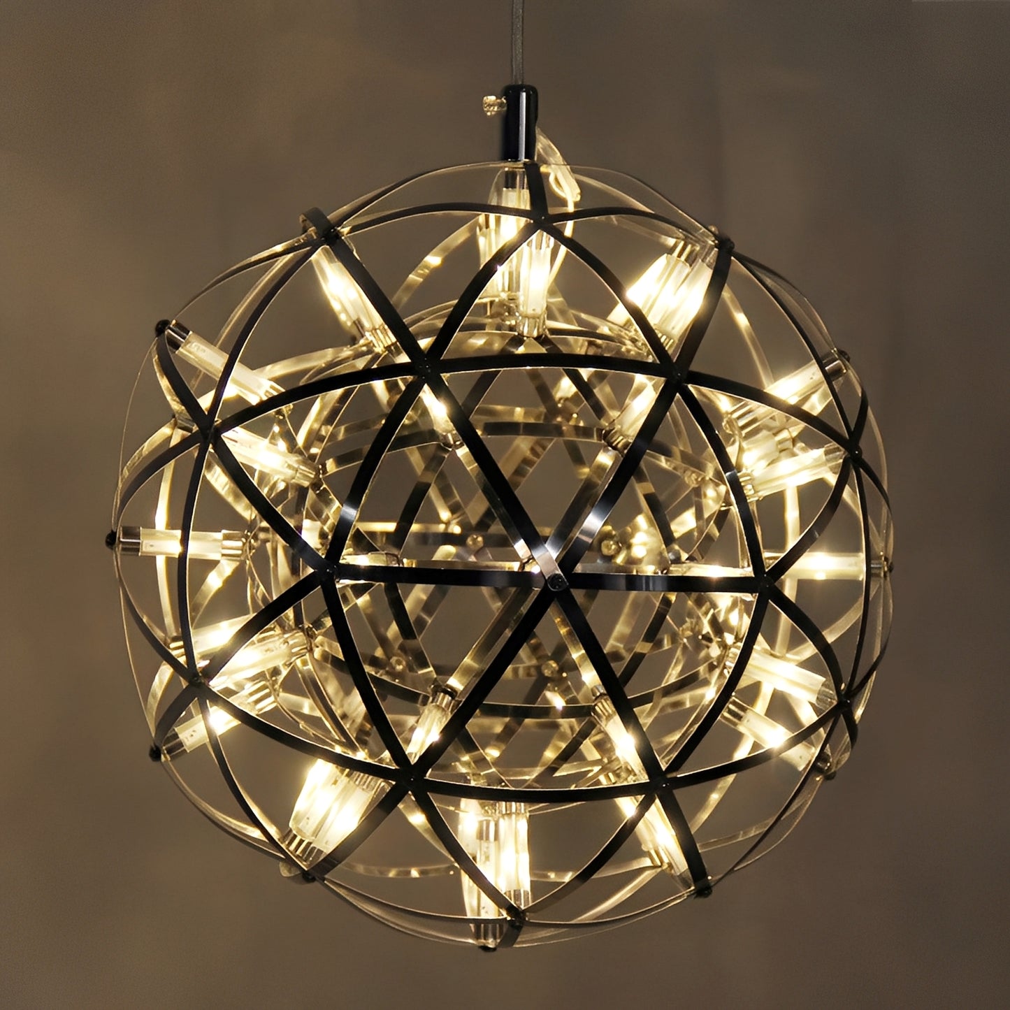 Cassian – Kreativer LED-Kugel-Kronleuchter