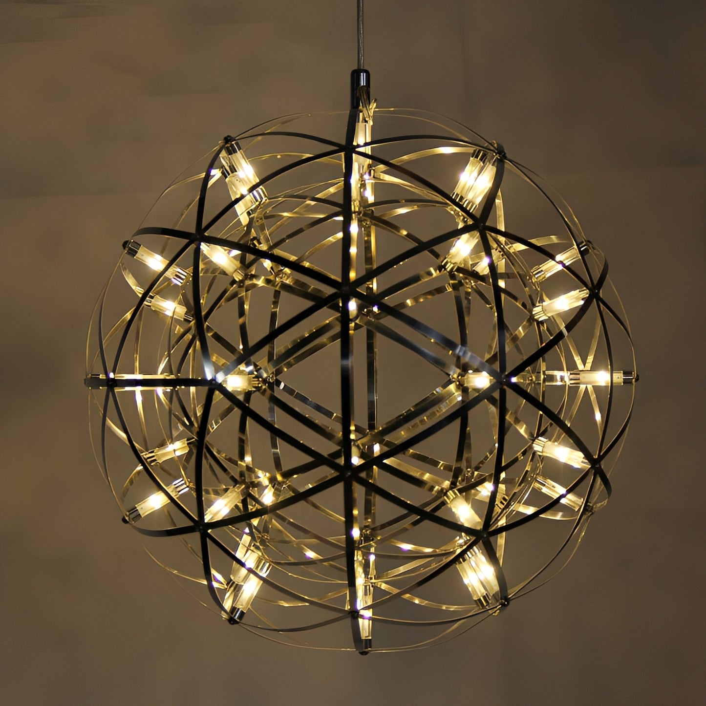 Cassian – Kreativer LED-Kugel-Kronleuchter