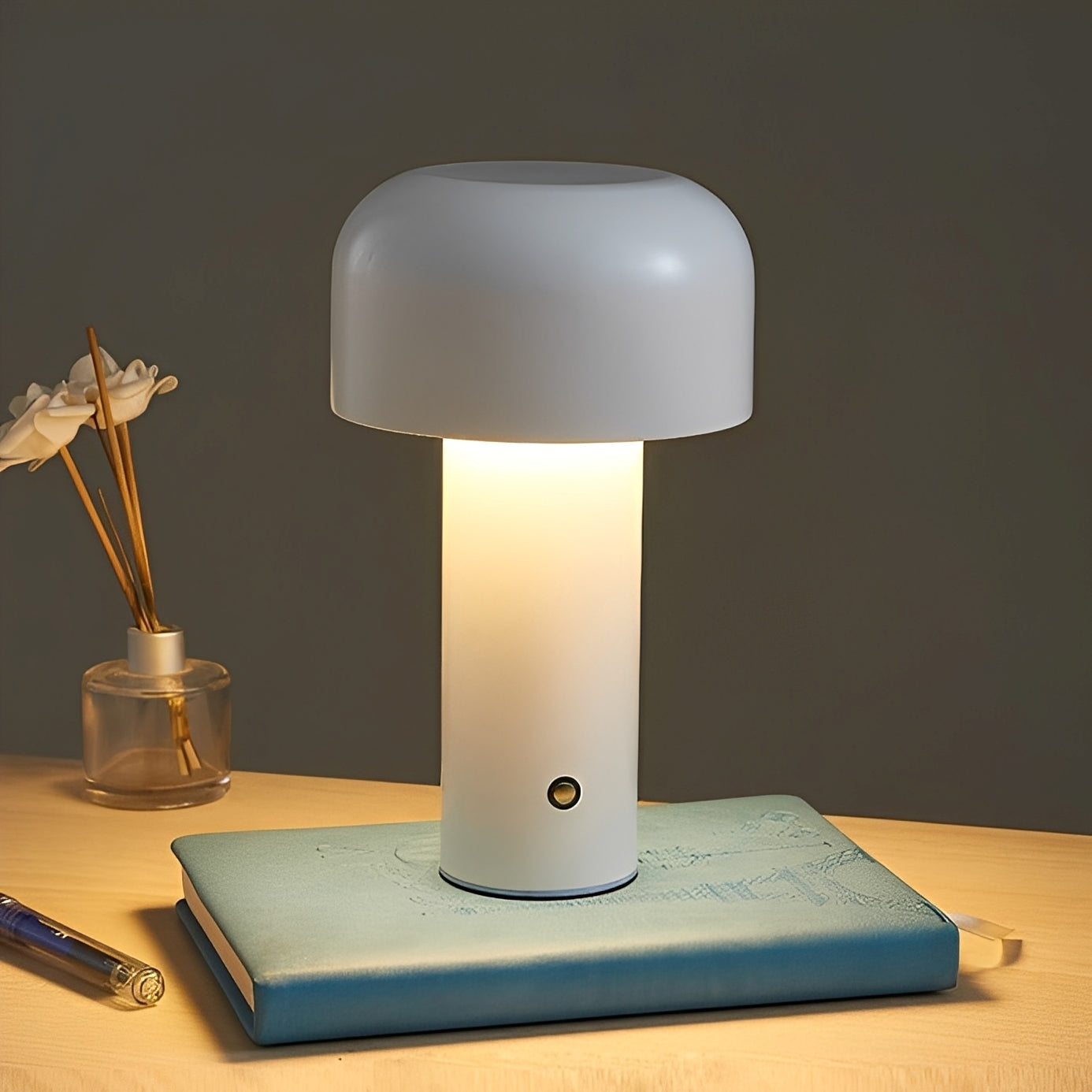 Mira – Metall-Pilzlampe mit Touch-Funktion & USB-Aufladung