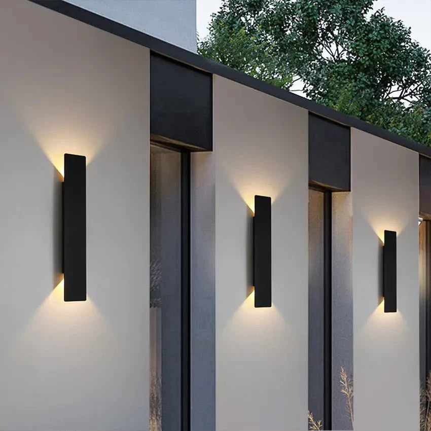 TriShine – Outdoor-Wandleuchte mit dreifachem LED-Licht