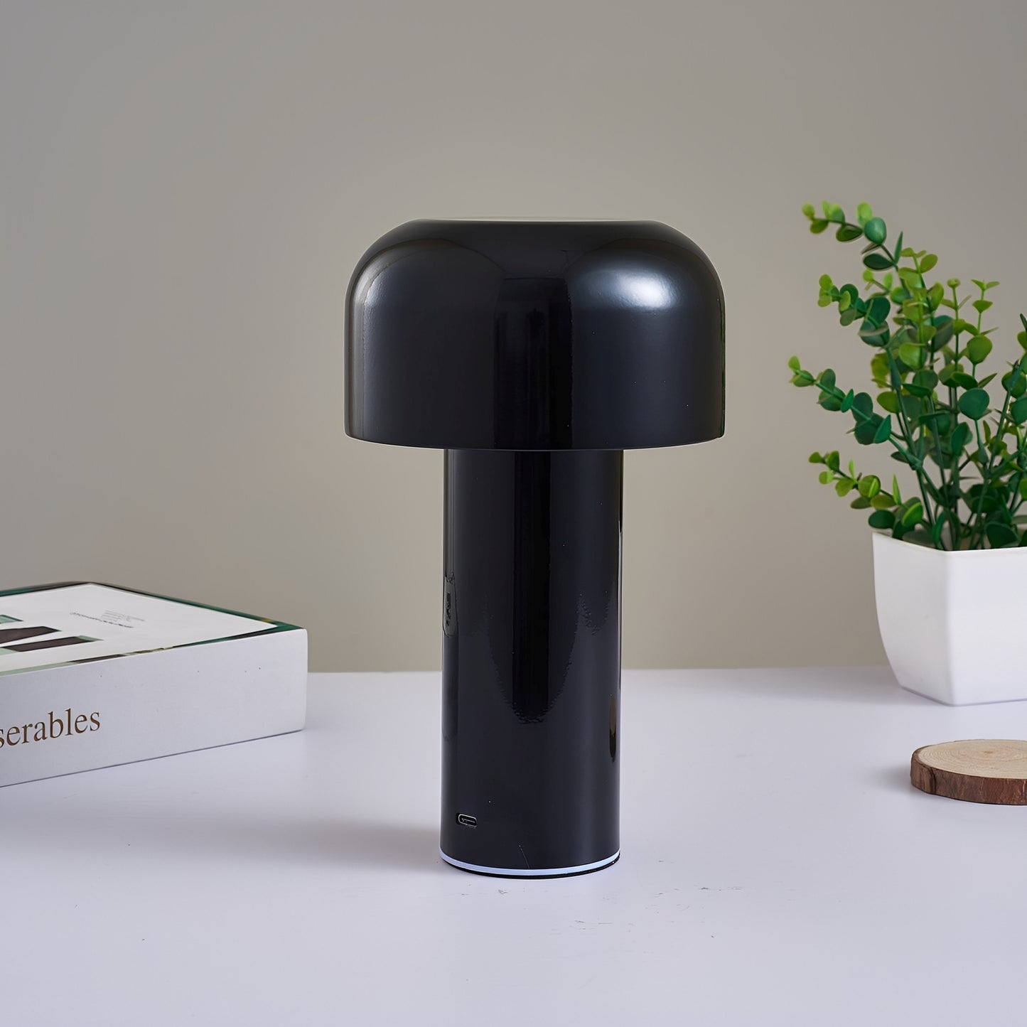 Mira – Metall-Pilzlampe mit Touch-Funktion & USB-Aufladung