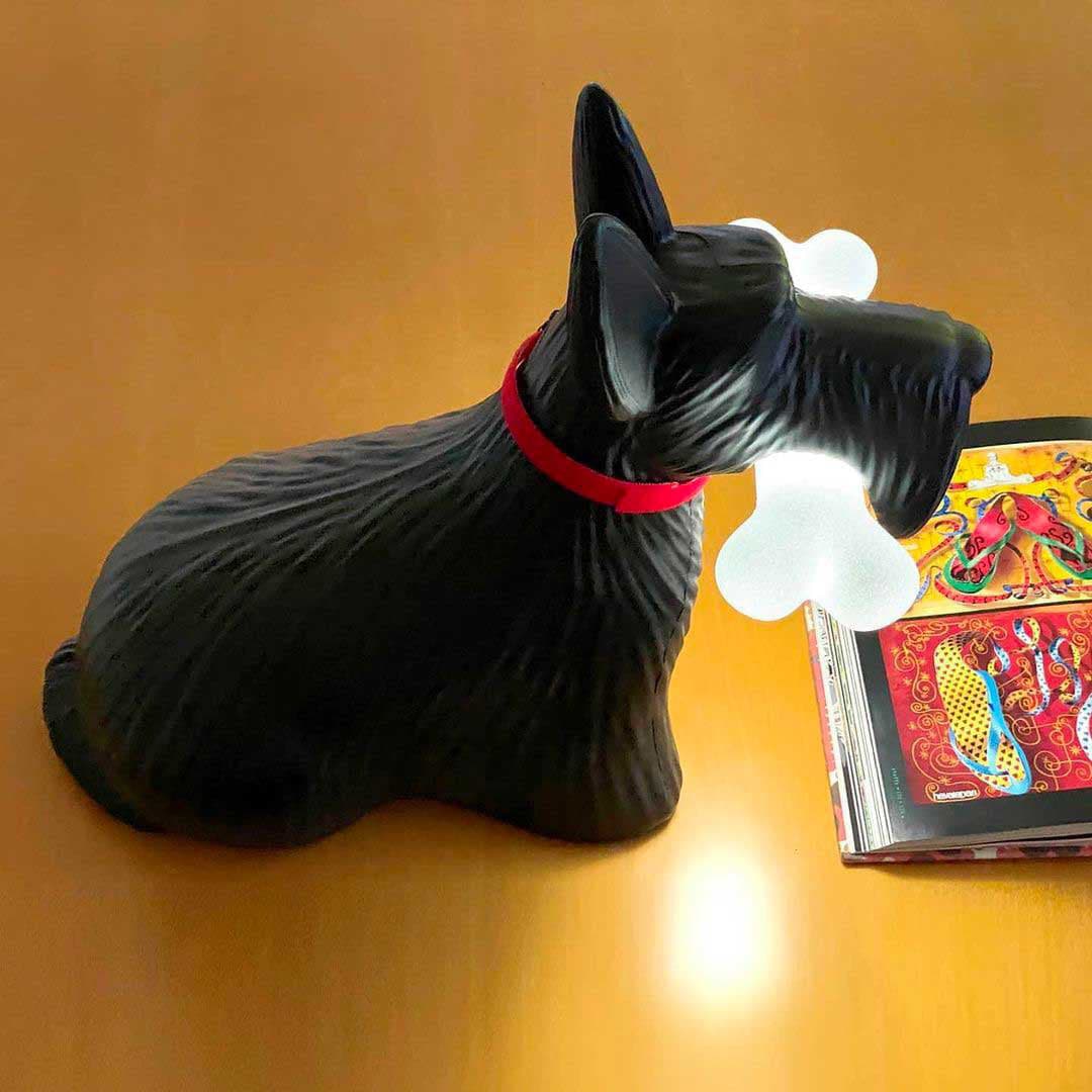 Scottie – Tischlampe aus Harz