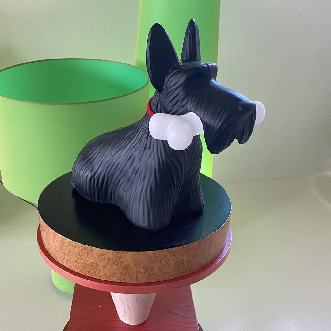 Scottie – Tischlampe aus Harz