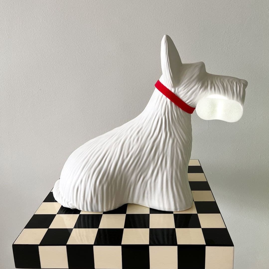 Scottie – Tischlampe aus Harz