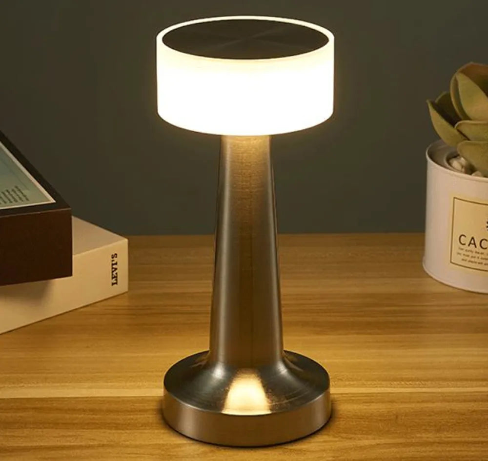 Kabellose moderne Tischlampe