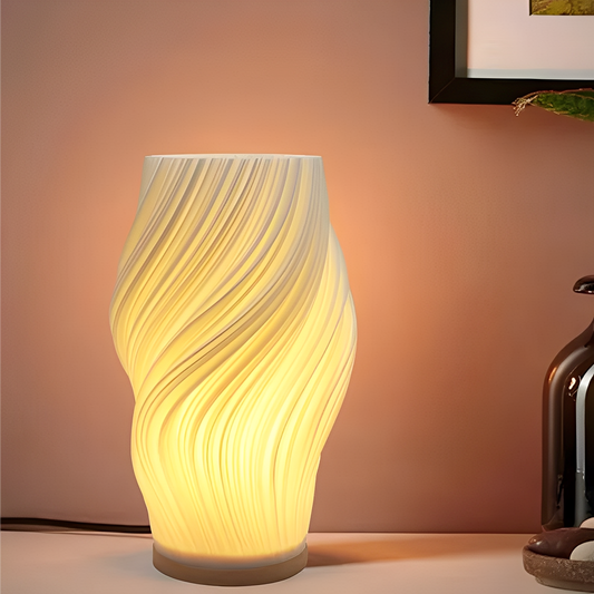 Yani – Nordische Nachttischlampe