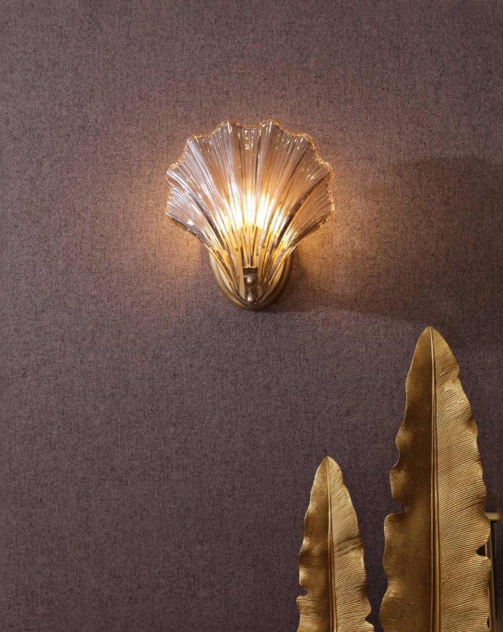 Shellina – Keramik-Wandleuchte in Muscheloptik